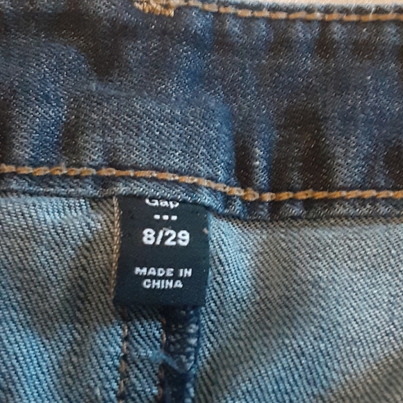 Clothes - Picture 3 of 3